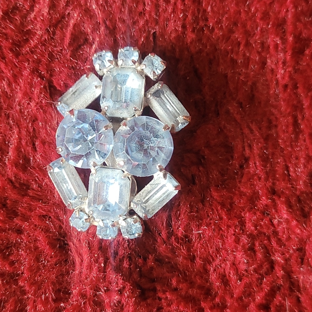 Ladies antique aquamarine broach